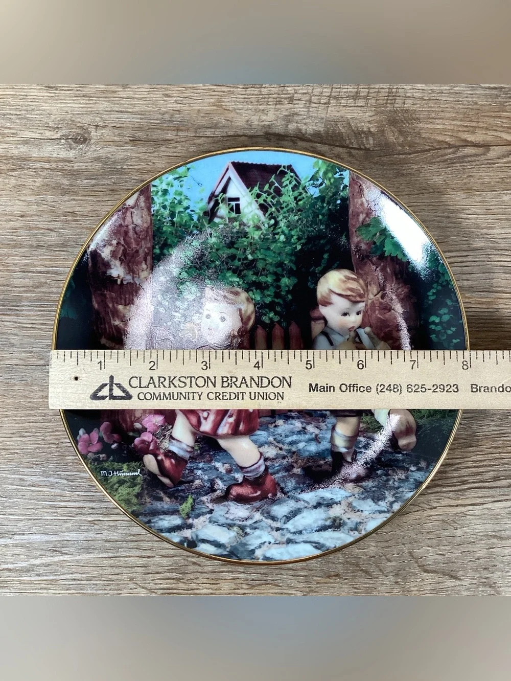 M.I. Hummel 1990 “Private Parade”, Little Companions Plate Danbury Mint #Q9971